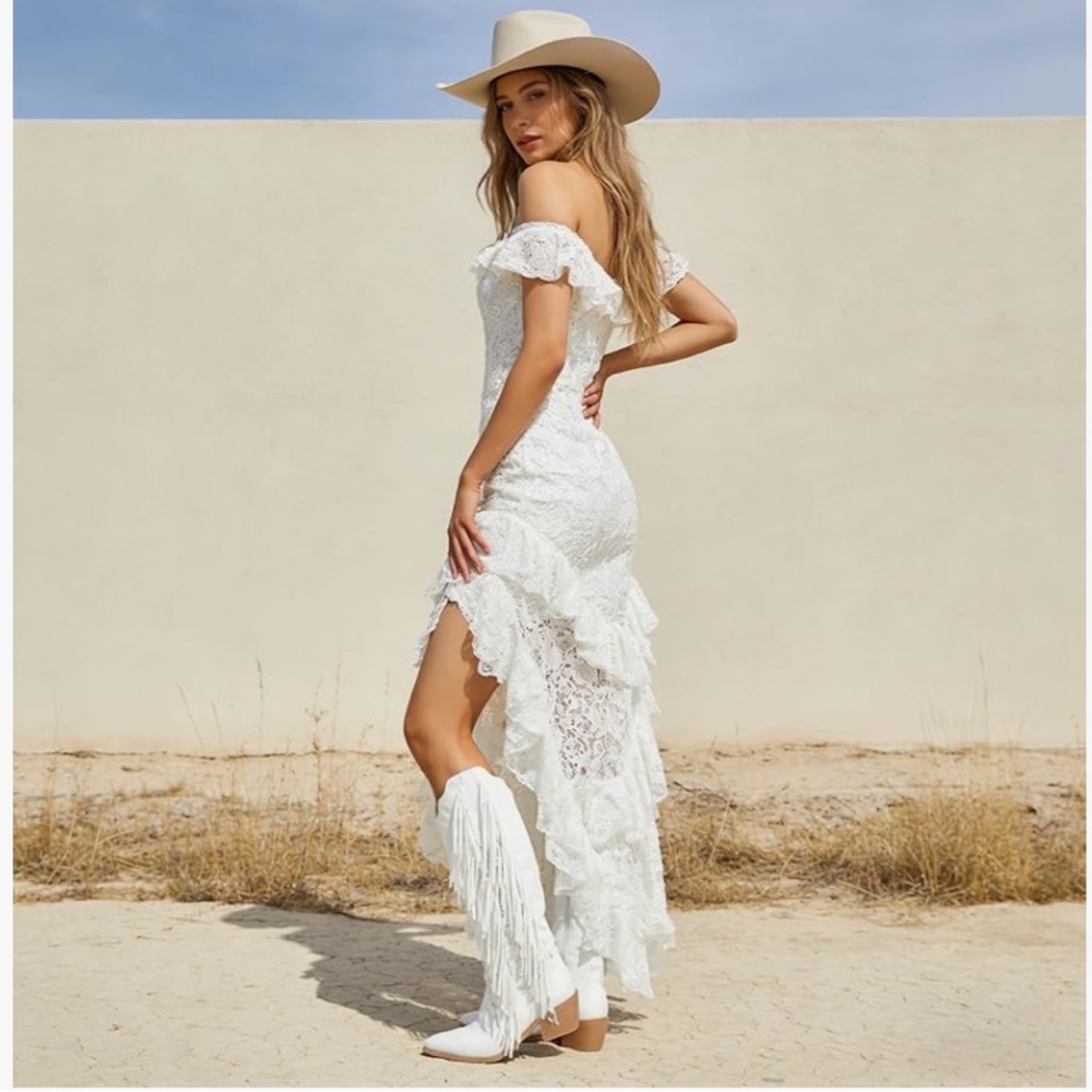 White Fringe Cowgirl Boots